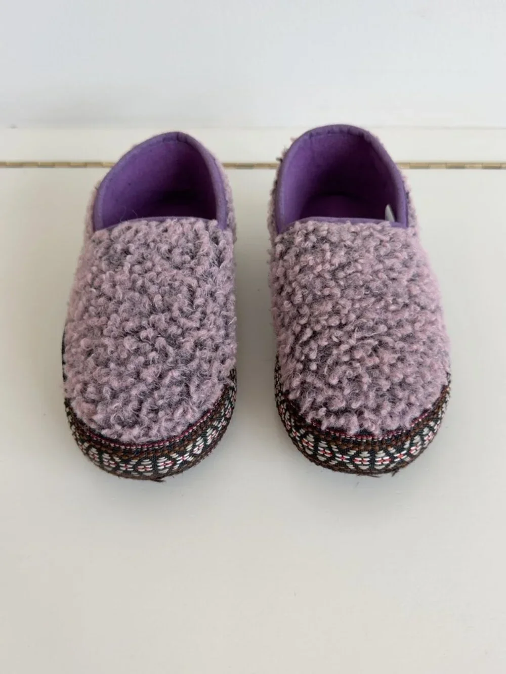 Acorn Kids Size 12-13 Purple Boucle Fleece Cozy Slippers